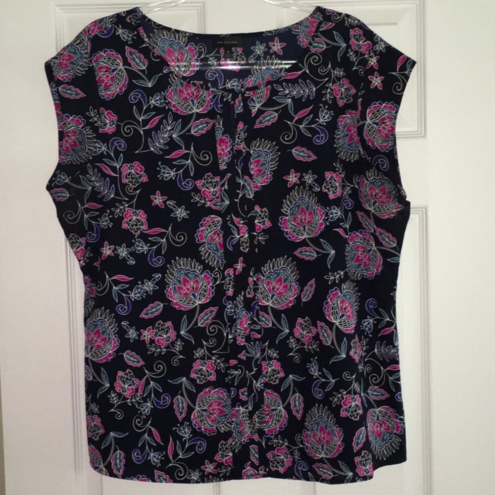 The Limited Cap Sleeve Top